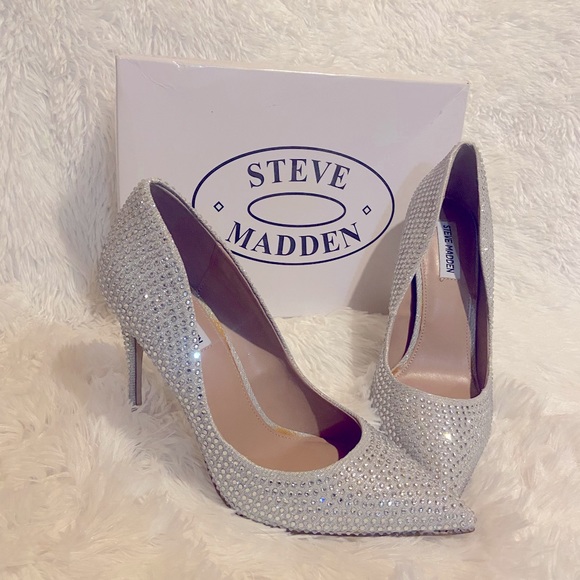 STEVE MADDEN Daisie-R Pumps - Picture 6 of 7